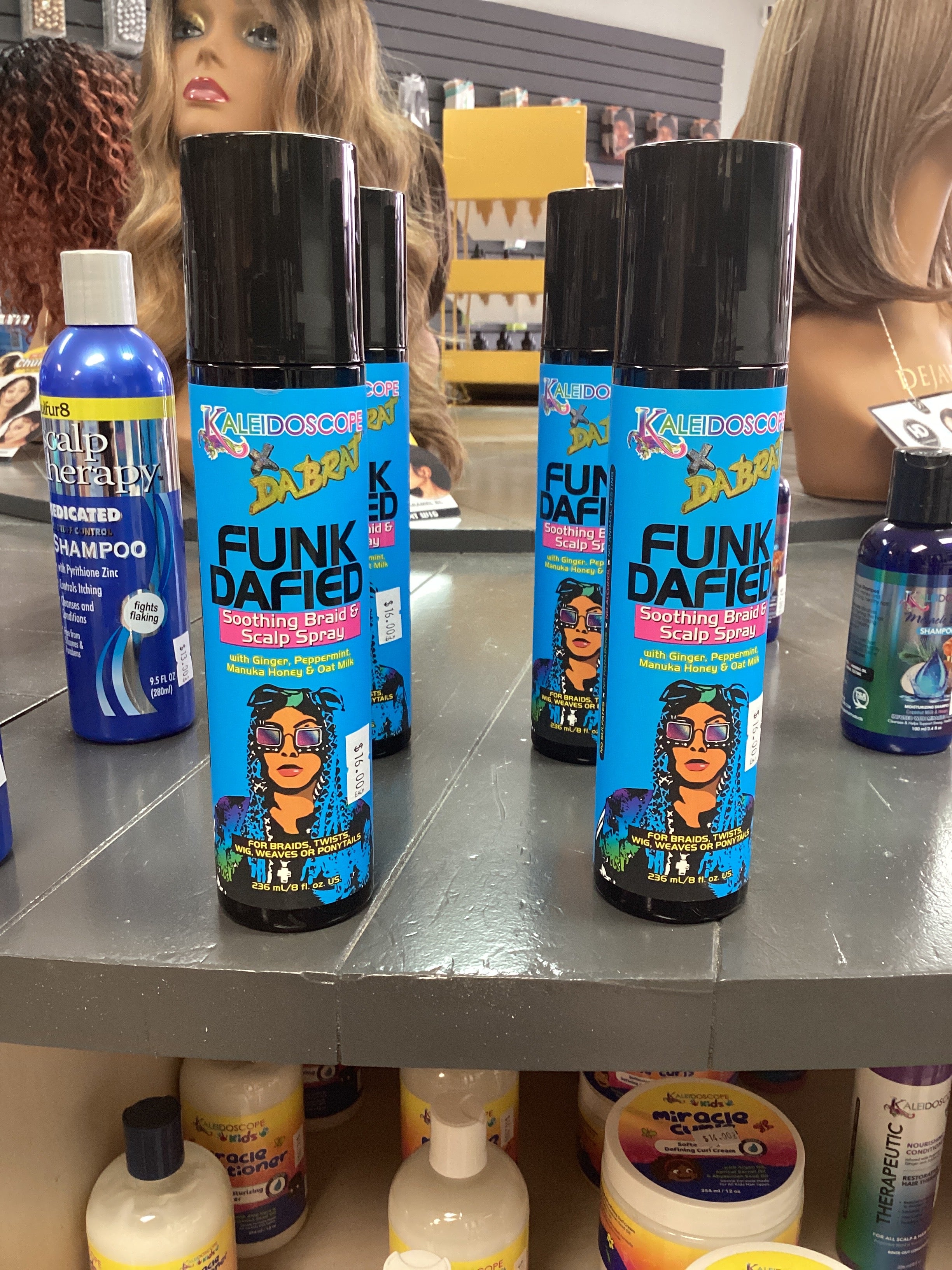 Kaleidoscope soothing scalp braid spray